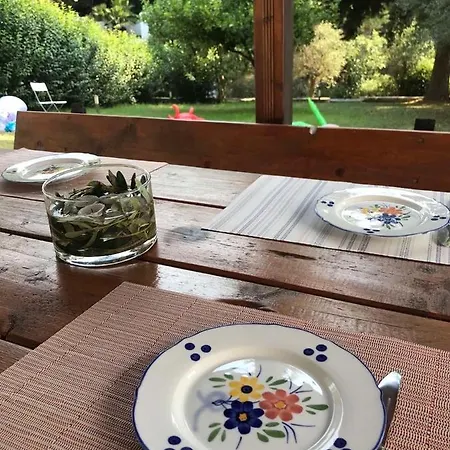 בית נופש Sani Garden House