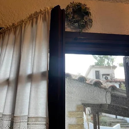 Case de vacanță Sani Garden House *