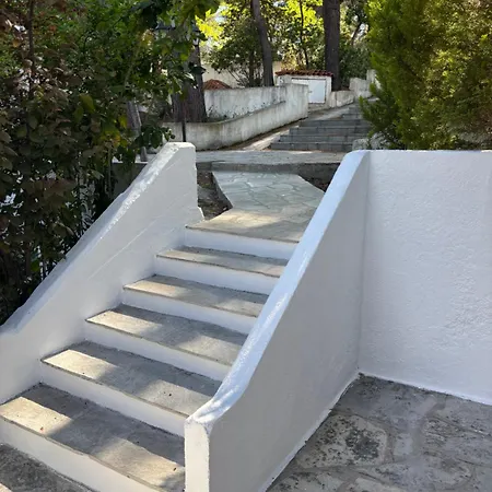 Sani Garden House *